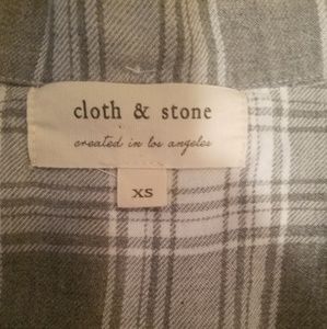 cloth & stone Tops - Anthropologie frayed hem button down size XS cloth & stone Tops - Anthropologie frayed hem button down size XS